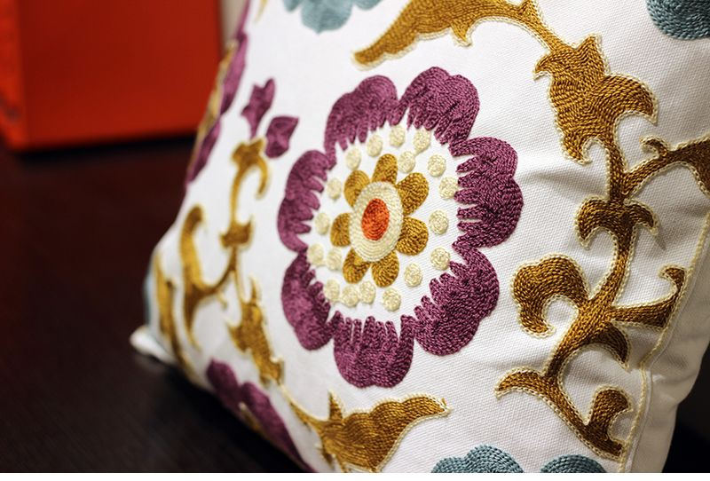 お取り寄せ商品 ソファー 背もたれ クッションカバー 45CM×45CM 枕カバー まくらカバー 刺 ピローケース 抱き枕カバー クッションカバー ししゅう 花柄 