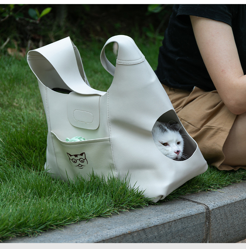 犬 猫 小型犬 ペット キャリーバッグ キャリーケース バックパック おしゃれ ペットキャ軽量 移動 折り畳 ペットキャ折りたたみ バッグ 旅行 