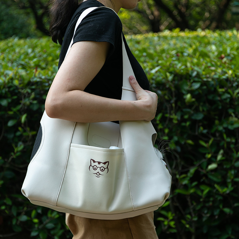 犬 猫 小型犬 ペット キャリーバッグ キャリーケース バックパック おしゃれ ペットキャ軽量 移動 折り畳 ペットキャ折りたたみ バッグ 旅行 