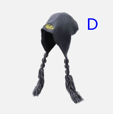 チューヨ ポンポン 耳あて ロゴ ニット帽 韓国 K-POP Y2K ダンス レディース HIPHOP 原宿系 衣装 ストリート オルチャン 