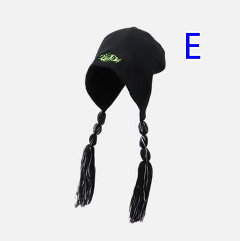 チューヨ ポンポン 耳あて ロゴ ニット帽 韓国 K-POP Y2K ダンス レディース HIPHOP 原宿系 衣装 ストリート オルチャン 