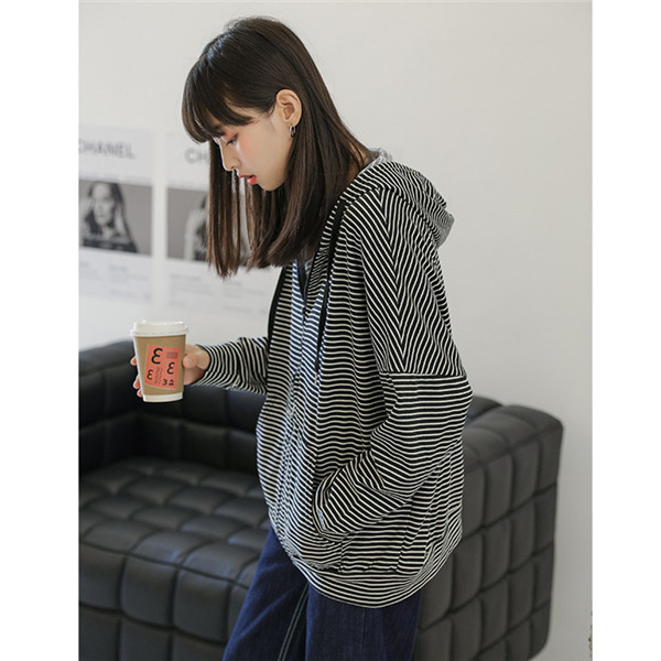 ジップアップ レディース スウェットボーダー柄 春秋 前開き 長袖 ゆったり 羽織り フード付 アウター カジュアル 体型カバー 