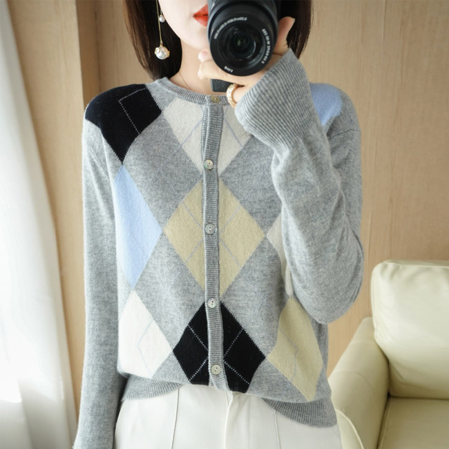 送料無料 ニットカーディガン 秋 レディース カーディガン ボタン付き オフィス 50代 菱柄 ショートカーディガン レトロ ニットコーディガン 40代 30代 春 