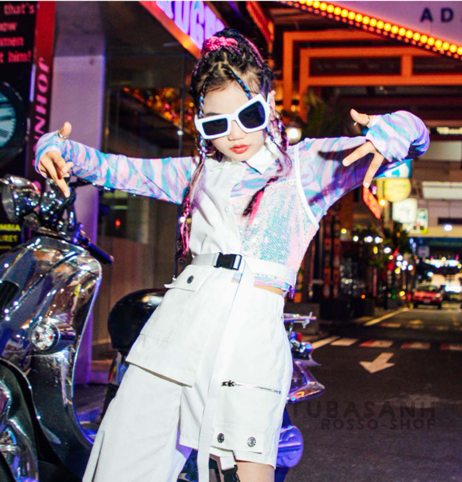 ダンス 衣装 キッズ ガールズ 白 紫 練習着 スパンセットアップ ヒップホップ へそ出し 応援団 HIPHOP 韓国 秋 春 ジャズダンス 綴合す 