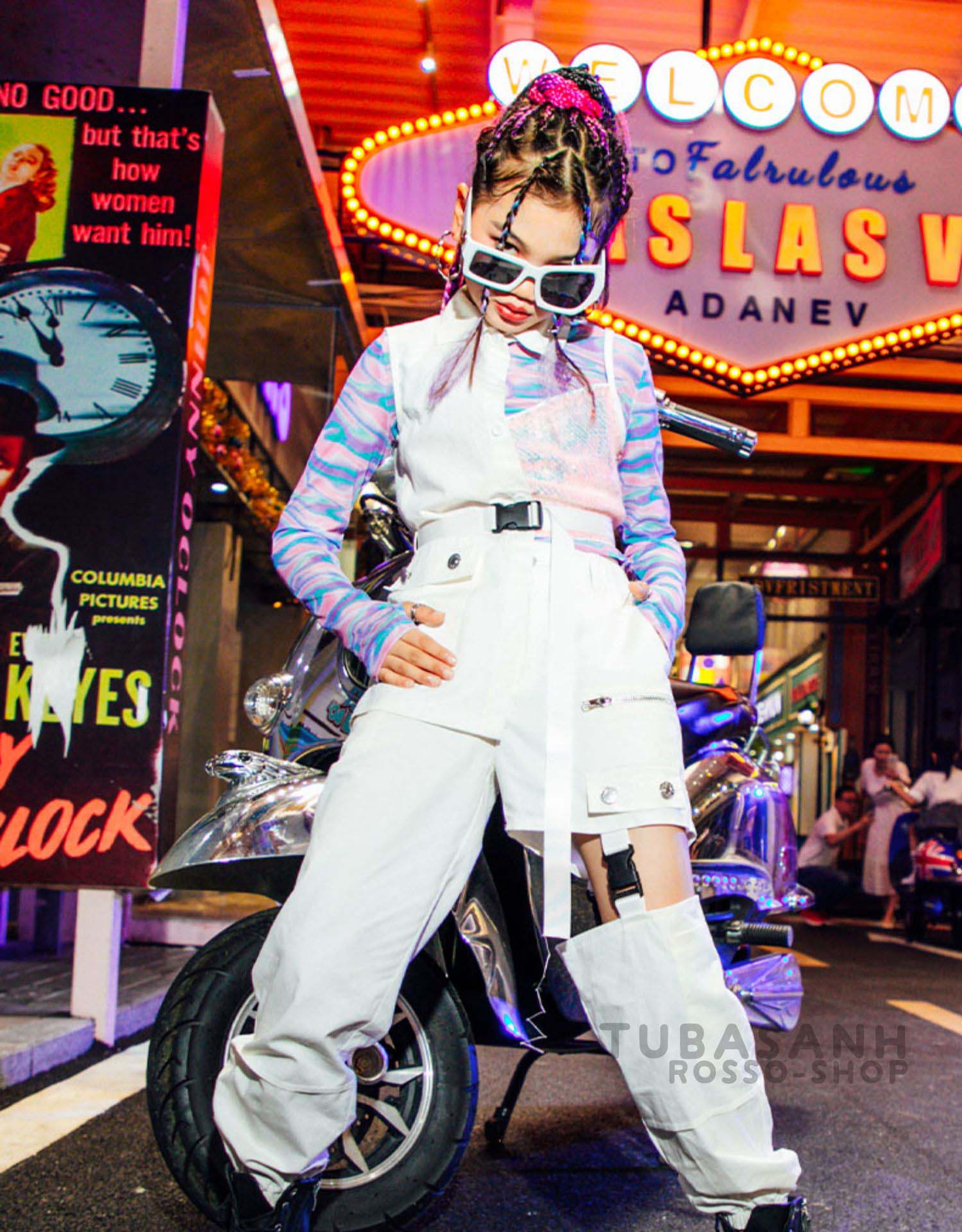 ダンス 衣装 キッズ ガールズ 白 紫 練習着 スパンセットアップ ヒップホップ へそ出し 応援団 HIPHOP 韓国 秋 春 ジャズダンス 綴合す 