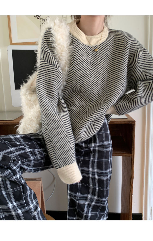 送料無料 ニット セーター 厚手 レディース オーバーサイズ 冬 レディースニット ニットセーター クルーネック 春秋 柄ニット ゆったり 厚手ニット お洒落 