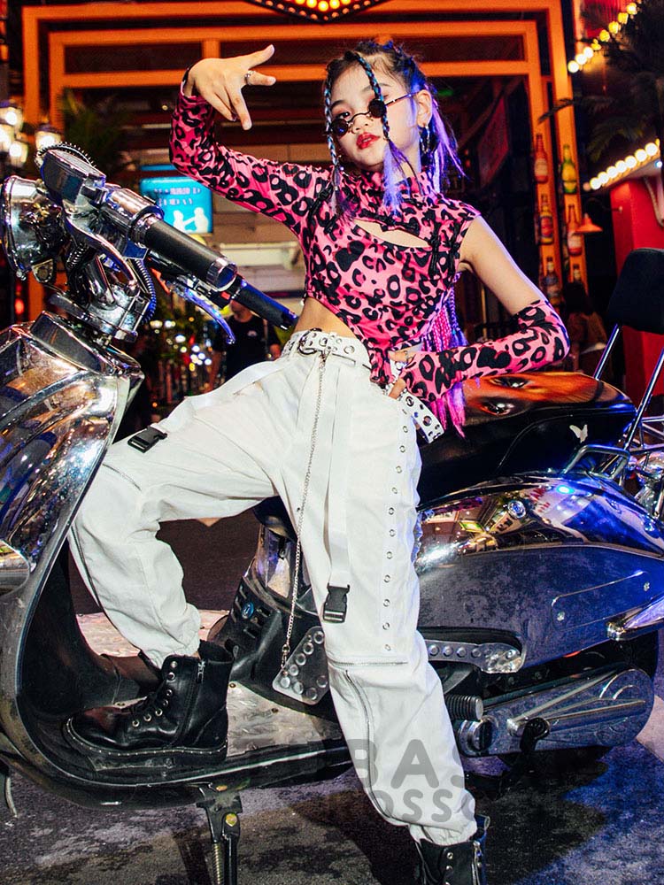 ダンス衣装 キッズ ヒップホップ ガール 白 ピンク 練習着 ジャズ へそ出し 演奏会 応援団 豹柄 ショーツ 韓国 HIPHOP 