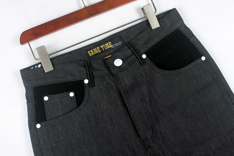 大きいサイズ メンズ ジーンズ 太め ゆったり HIPHOP 大きいサイズメンズジーンズ ボ ストリート系 デニム パンツ 刺繍入り ルーズストレート ズボン 