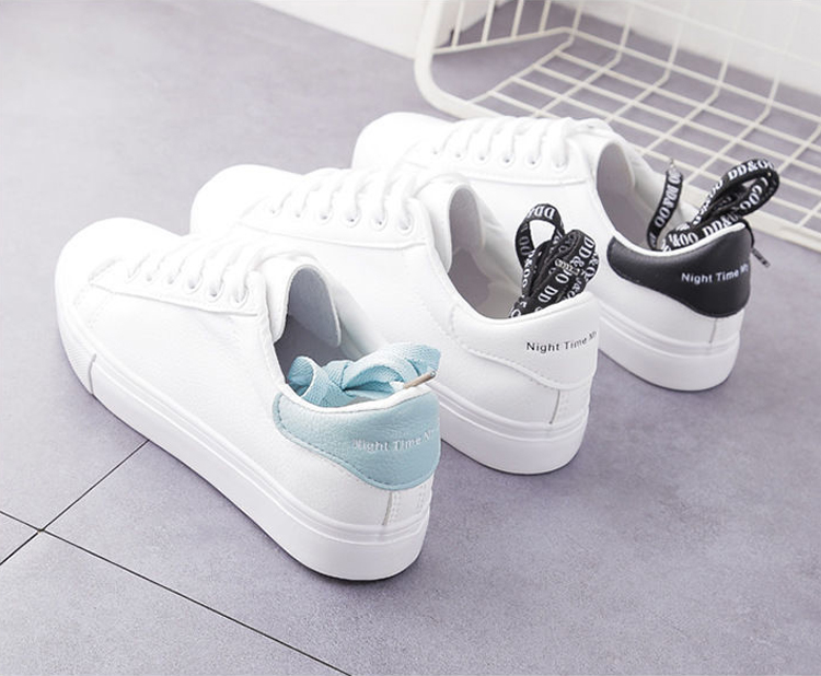 ホワイト ローカット カジュアル スニーカー もちがいい 防水 元気 コーデ 学生 通気 着痩せ 美脚 春夏 ウォーキング 滑り止め スポーツ 