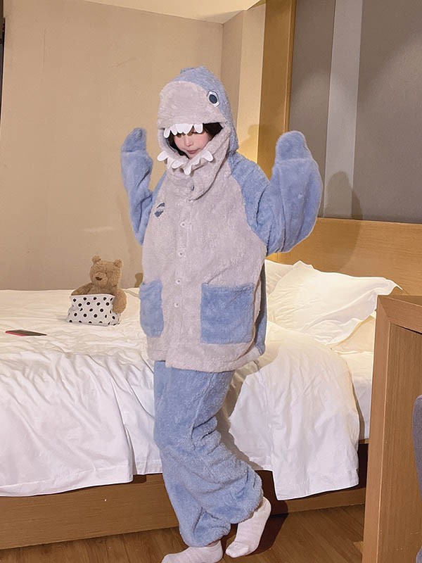 もこもこパジャマ レディース サメ柄 冬 かわいい 上下ゼット 前開き 韓国 寝間着 部屋着 ふわふわ ルームウェア 長袖 フード付き プレゼント 
