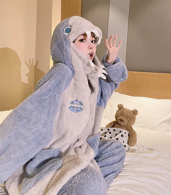 もこもこパジャマ レディース サメ柄 冬 かわいい 上下ゼット 前開き 韓国 寝間着 部屋着 ふわふわ ルームウェア 長袖 フード付き プレゼント 