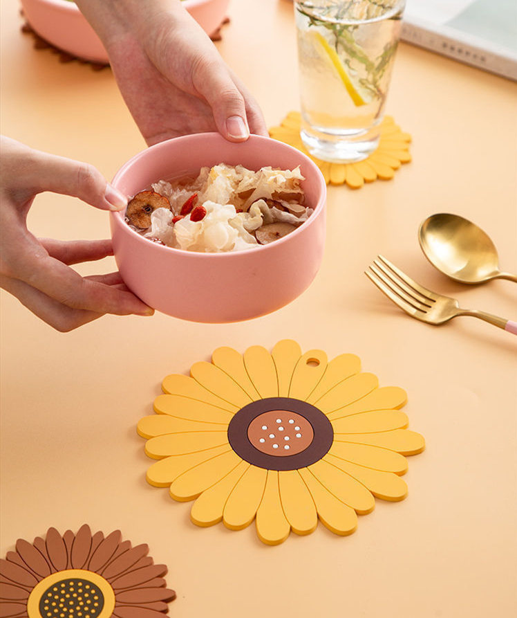 お取り寄せ商品 コースター 2枚セット 選べる3サイズ コップ敷き カップマット テーブルマット 食器マット 食卓マット ランチョンマット コップマット 断熱 