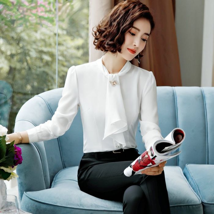 レディース シャツ ママシャツ 仕事服 2色選び トップス 着痩 ブラウス Vネック きれいめ オシャレ カジュアル風 春夏 長袖 