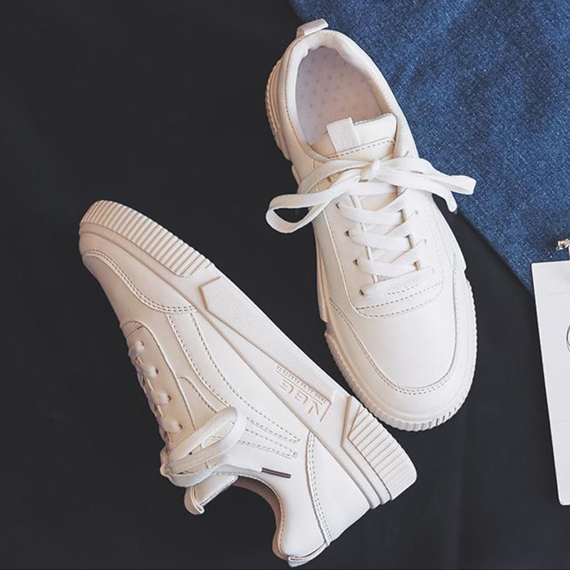 通気 もちがいい スニーカー カジュアル ローカット 通気 厚底 滑り止め 学生 コーデ 着痩せ スポーツ ウォーキング お洒落 春夏 美脚 