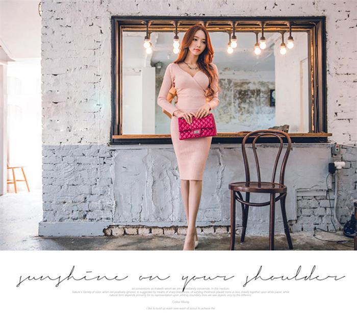 短納期！秋冬ワンピースタートルネックロング丈ニット ケーブル編みニットワンピース Aライン 袖付き Vネック 無地 通勤 二次会 カシュクールお呼ばれ 