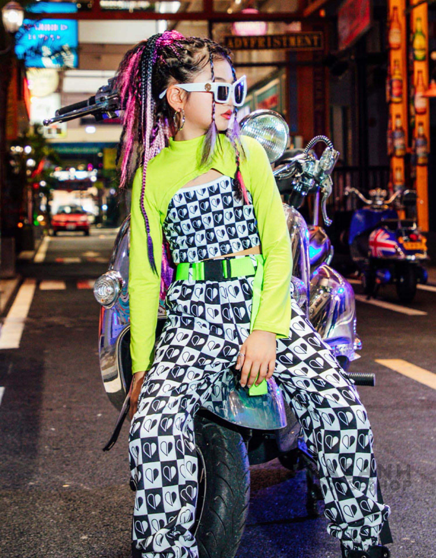 ダンス 衣装 キッズ チアガールズ 緑 黒 パンツ 春 ヒップホップ 白 心 HIPHOP 韓国 秋ジャズダンス 応援団 練習着 セットアップ 