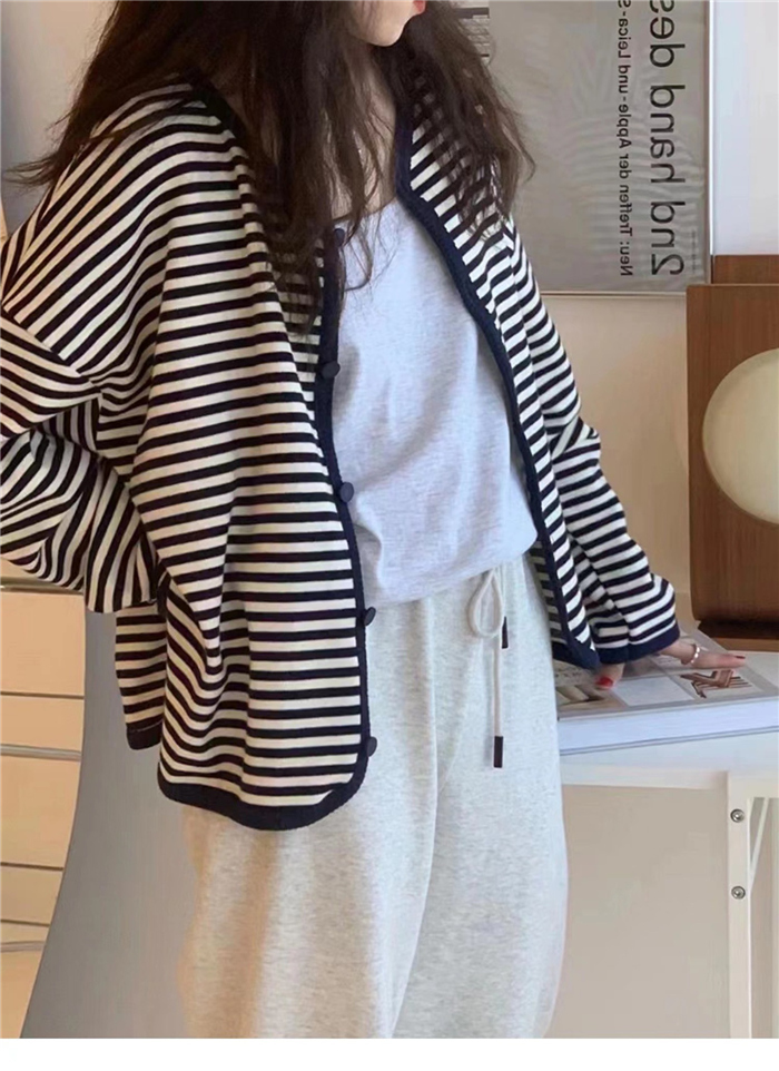 ニットカーディガン リングスナップ レディース 長袖 秋 アウター ボーダー柄 大きいサイズ ショート丈 ゆったり 秋冬 体型カバー ニット可愛い ストライブ 