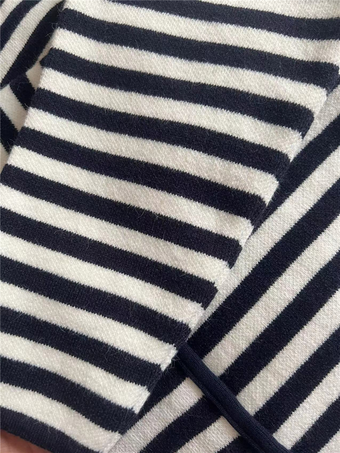 ニットカーディガン リングスナップ レディース 長袖 秋 アウター ボーダー柄 大きいサイズ ショート丈 ゆったり 秋冬 体型カバー ニット可愛い ストライブ 