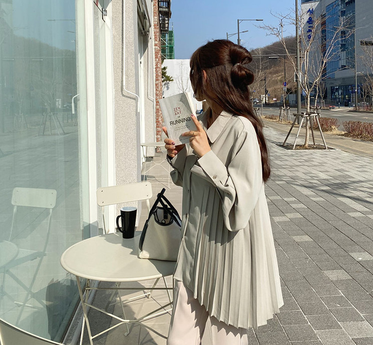 レディース シャツ トップス プリーツシャツ ブラウス 無地 シンプル オフィス 体型カバー 大人可愛い 長袖 体型カバー きれいめ 上品 ロング おしゃれ 