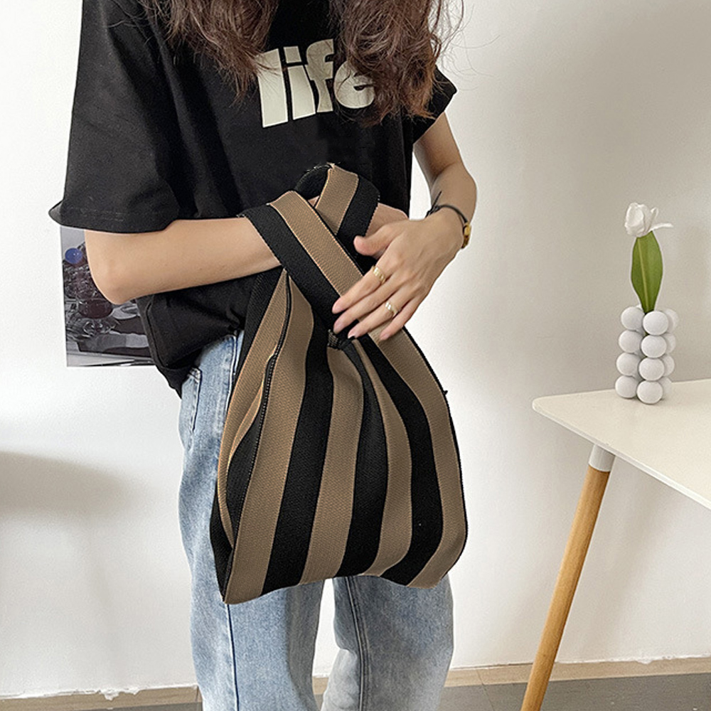 ニットバッグ トートバッグ バイ。可  