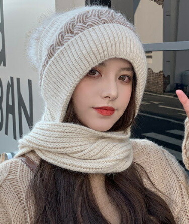 帽子 マフラー一体型ポンポンニット帽 新発売セール  