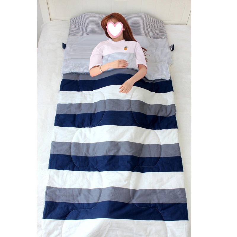 寝袋 シュラフ封筒型 軽量 保温 スリーピングバッグ アウトドア 避難用 丸洗い可能 防災用 コンパクト 登山 収納パック付き 春夏秋冬 車中泊 キャンプ 