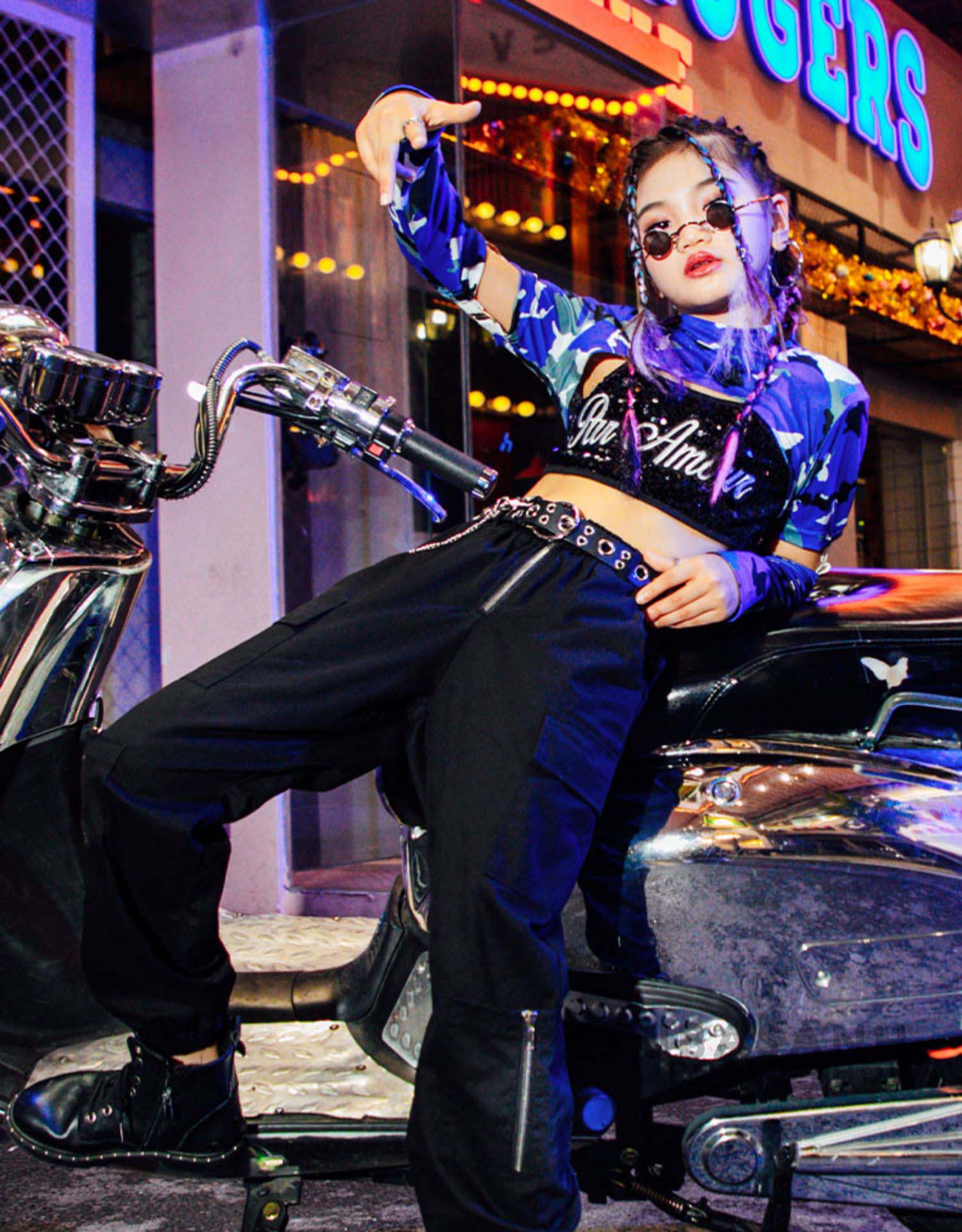 ダンス衣装 キッズ 女の子 迷彩 黒 紫 韓国 HIPHOP へそ出し 演習 ステージ衣装 ジャズダンス衣装 ヒップホップ セット 