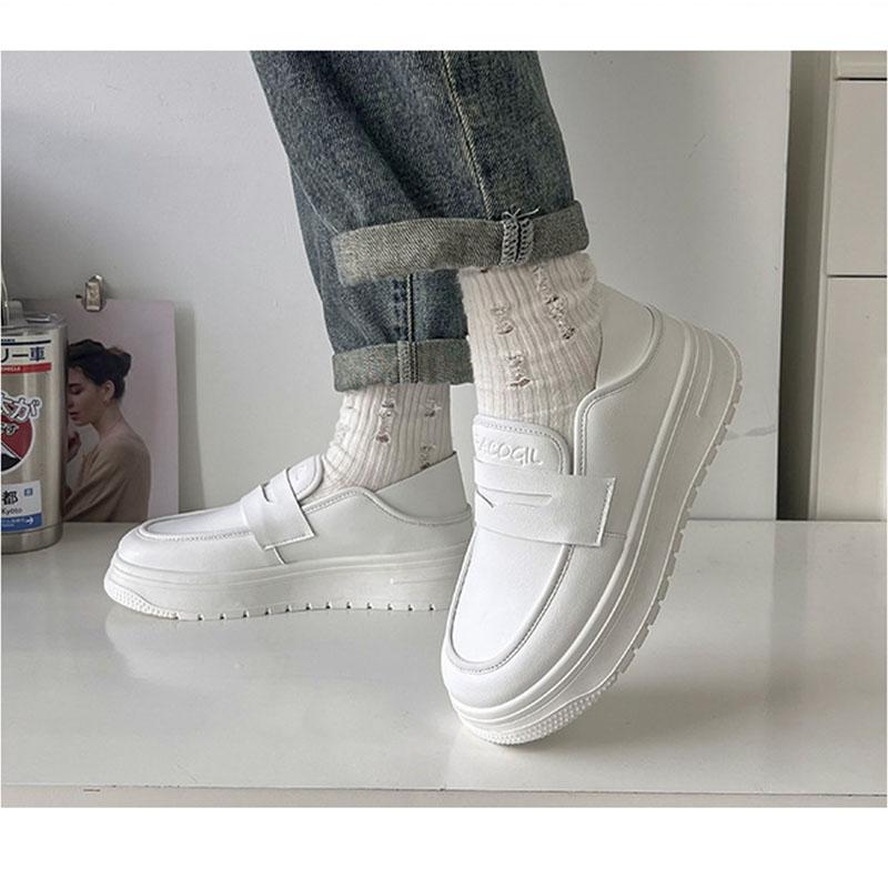 ローファー レディース スリッポン 厚底 柔らかいソール 痛くない 走れる 衝撃吸収 美脚 日常着用 歩きやすい 通勤 滑り止め モカシン 