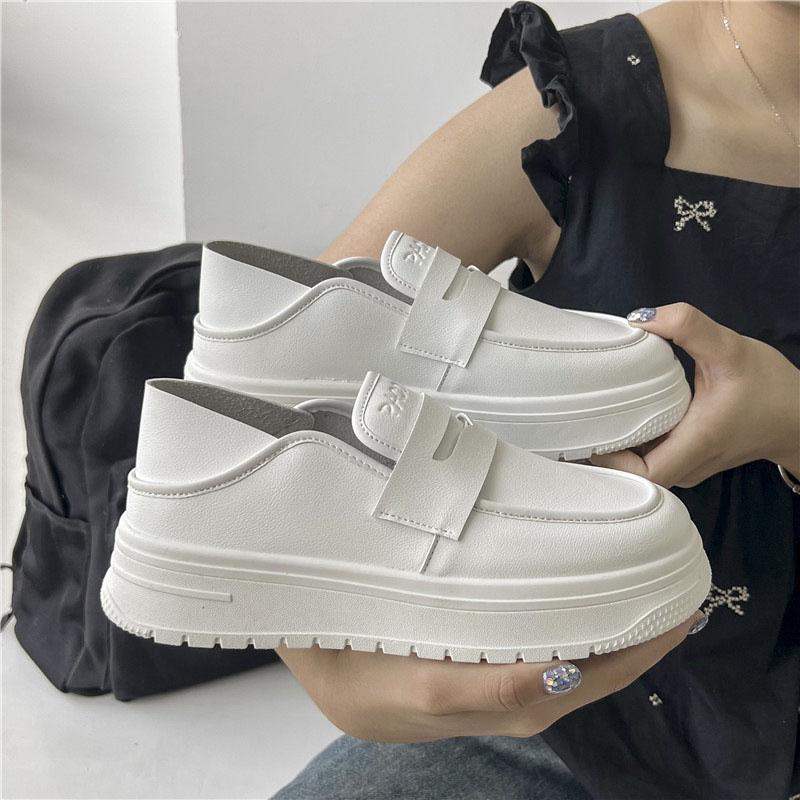 ローファー レディース スリッポン 厚底 柔らかいソール 痛くない 走れる 衝撃吸収 美脚 日常着用 歩きやすい 通勤 滑り止め モカシン 