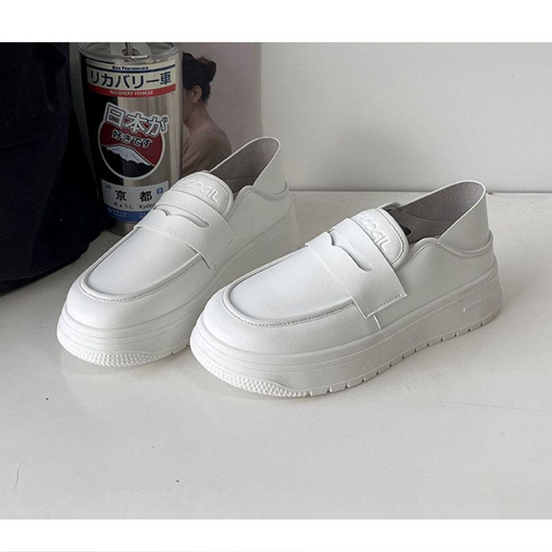 ローファー レディース スリッポン 厚底 柔らかいソール 痛くない 走れる 衝撃吸収 美脚 日常着用 歩きやすい 通勤 滑り止め モカシン 