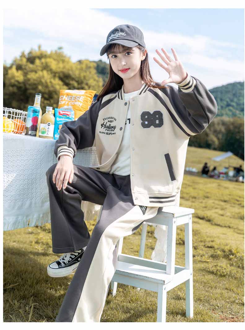 ジャージ 上下 子供服女の子 送料無料 スポーツウェアユニセックス セットアップ トレーニングウェア ランニングウェア イベント 文化祭 学園祭 ユニフォーム 