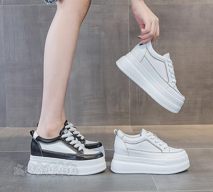 ランニングレディース 厚底スニーカー 美脚 軽量 歩きやすい ローカットスニーカー 通学靴 黒 厚底靴 可愛い 8CM 白 身長UP カジュアル 通勤 