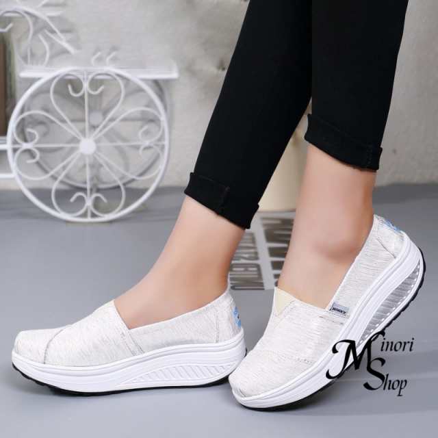 スニーカー レディース スリッポン ナース婦人靴 カジュアル軽量 ウォキング通気性 スニーカー 大きいサイズ 