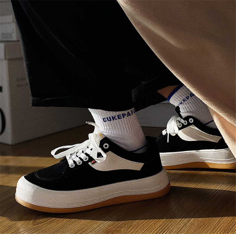 スニーカー メンズ 靴 厚底スニーカー 黒 ウォーキングスケシュー 男女兼用 カジュアル安い ドライビング通学靴 