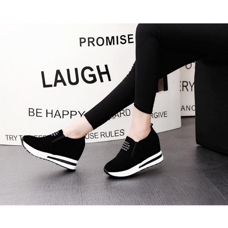 ローファー レディース スリッポン 厚底 柔らかいソール 痛くない 美脚 日常着用 歩きやすい 滑り止め 走れる 衝撃吸収 モカシン 通勤 