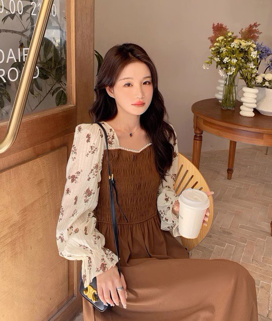 レイヤード風ワンピース レディース ワンピース 長袖 ロング ミモレ丈 フ重ね着風ワンピース 秋冬 大きいサイズ 花柄 黒 フリル袖 キャンディスリーブ 