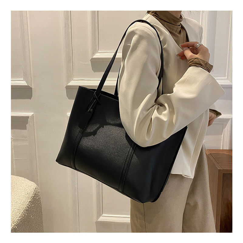 ビジネスバッグ レディース トートバッグ 就活バッグ A4 ショルダー 軽量 就活 面接 かばん 営業 通学 バッグ レザー 就活 新生活 通勤 