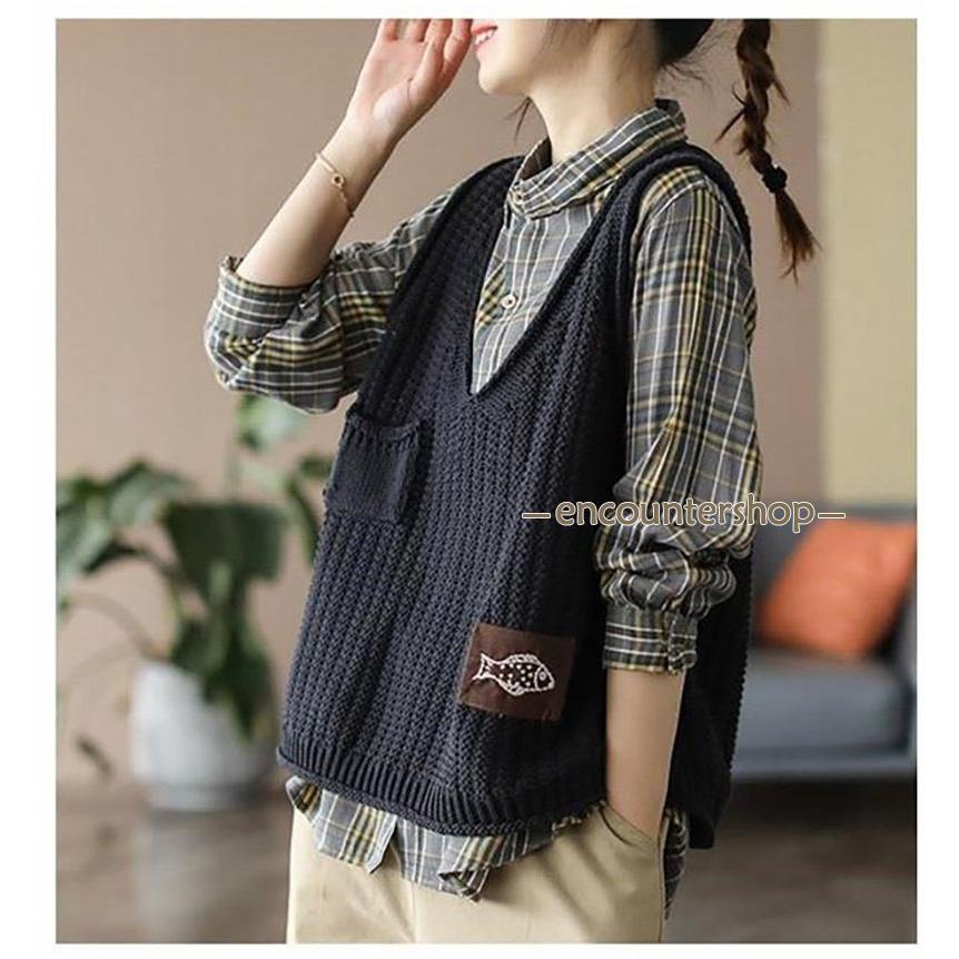 ニットベスト レディース チョッキ トップス 刺繍 Vネック おしゃれ カジュアル ノースリーブ ゆったり セーター 重ね着 ベスト 秋コーデ 薄手 