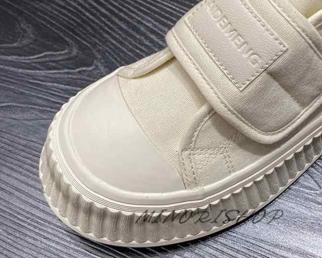 スニーカー レディース おしゃれ キャンバススニーカー 厚底スニーカー 20代 軽量 おしゃれ 夏 韓国 カジュアル 美脚 疲れない 30代 春 