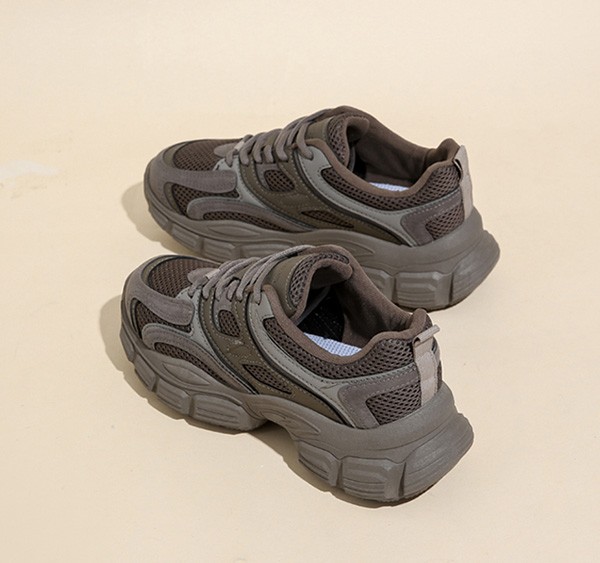 厚底スニーカー レディース ダッド スニーカー ウォーキングインヒール 白 黒 。 靴 かわいい 厚底 おしゃれ 