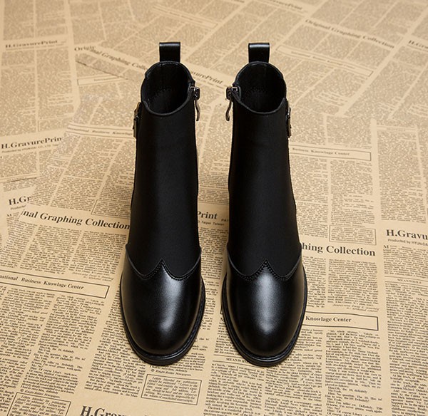 ショートブーツ レディース 歩きやすい 軽量 滑らない 痛くない 小さいサイズ 黒 カジュアル 防寒 防滑 大きいサイズ スポーティ 