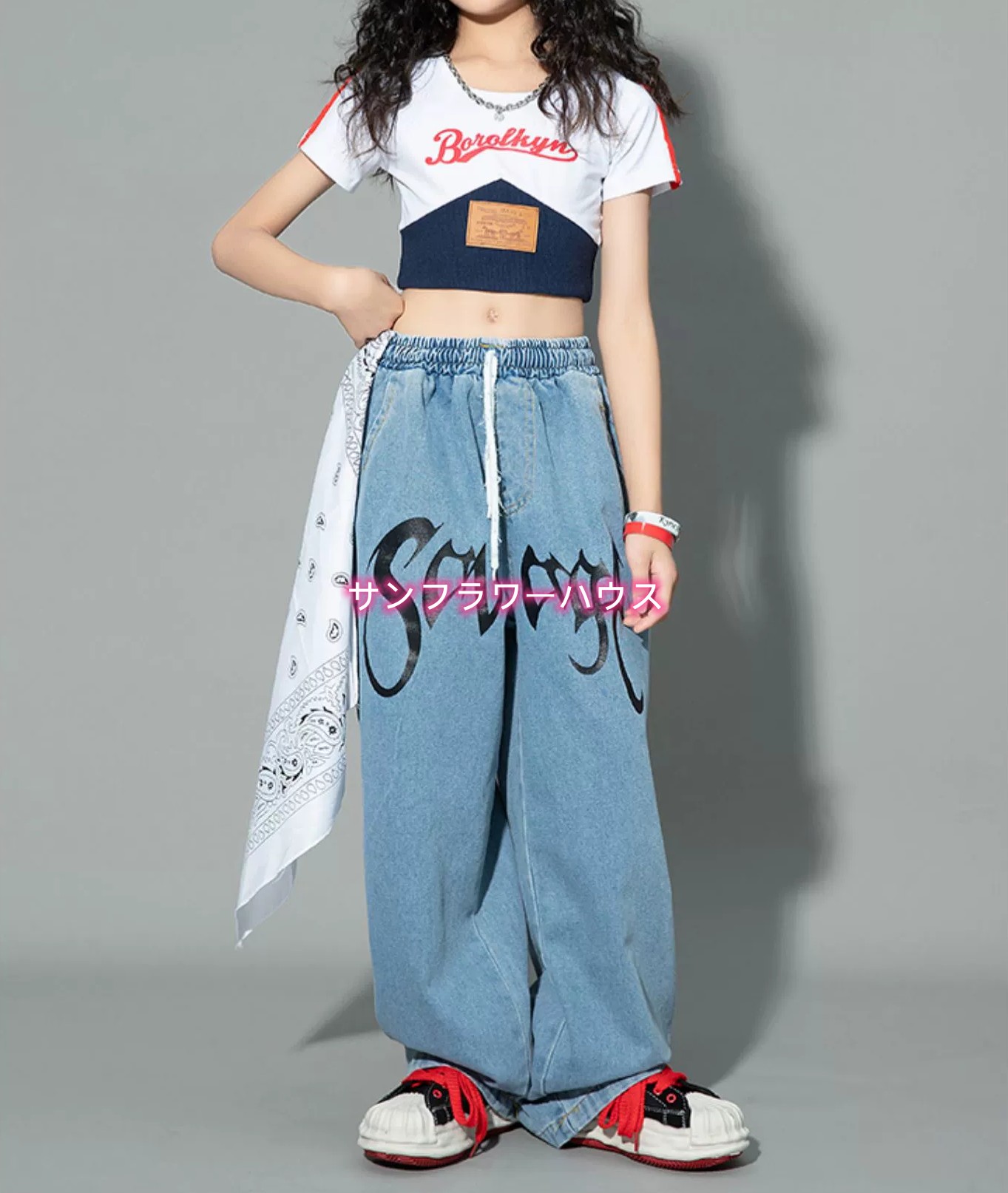 キッズ ダンス 衣装 チアガール ヒップホップ ヘソ出し ステージ 演出服 ダンスウェア セットアップ Tシャツ JAZZ ジャッズ 女の子 キッズダンス衣装 