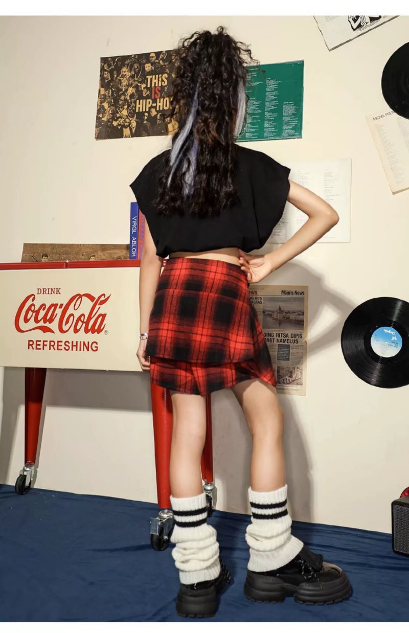 ダンス衣装 キッズ K-POP 韓国 ガールズ ヒップホップ 黒ピンク 子供ダンス服 迷彩パンツ レッスン着 ダンスウェア パンツ ヘソ出しトップス 赤 
