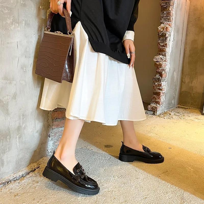 ローファー レディース スリッポン 厚底 柔らかいソール 痛くない 滑り止め 美脚 通勤 モカシン 歩きやすい 衝撃吸収 日常着用 走れる 