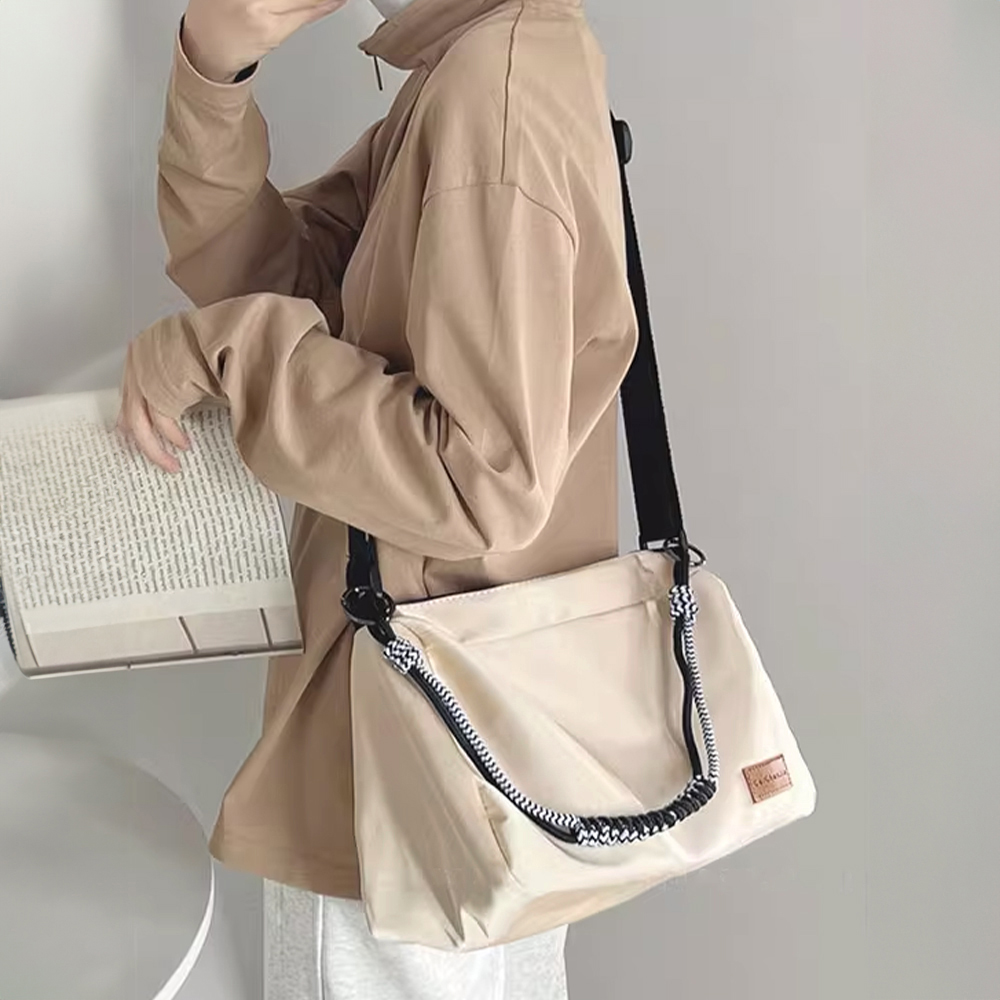 ショルダーバッグ 大容量通勤 斜めがけ  