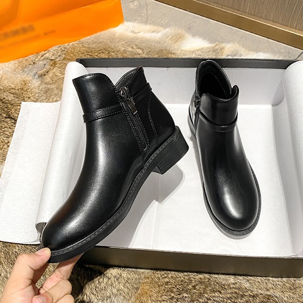 ショートブーツ レディース 歩きやすい 軽量 滑らない サイドジップ 小さいサイズ 黒 防滑 カジュアル 防寒 大きいサイズ 痛くない 