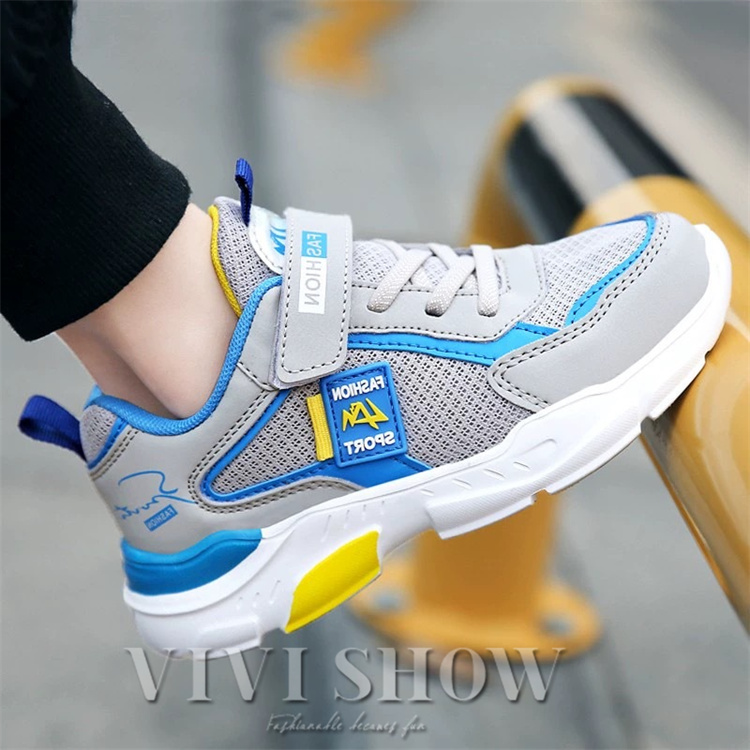 キッズ スニーカー 子供靴 歩きやすい カジュアル シンプル かっこいい カラフル かわいい はきやすい 動きやすい おしゃれ スポーティー 