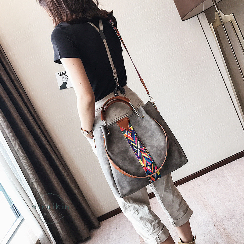 トートバッグ レディース 大きい ハンドバッグ ショルダーバッグ ポーチ 鞄 大容量 多機能 通学 耐摩設計 ママバック A4 おしゃれ かばん 2点セット 通勤 トート