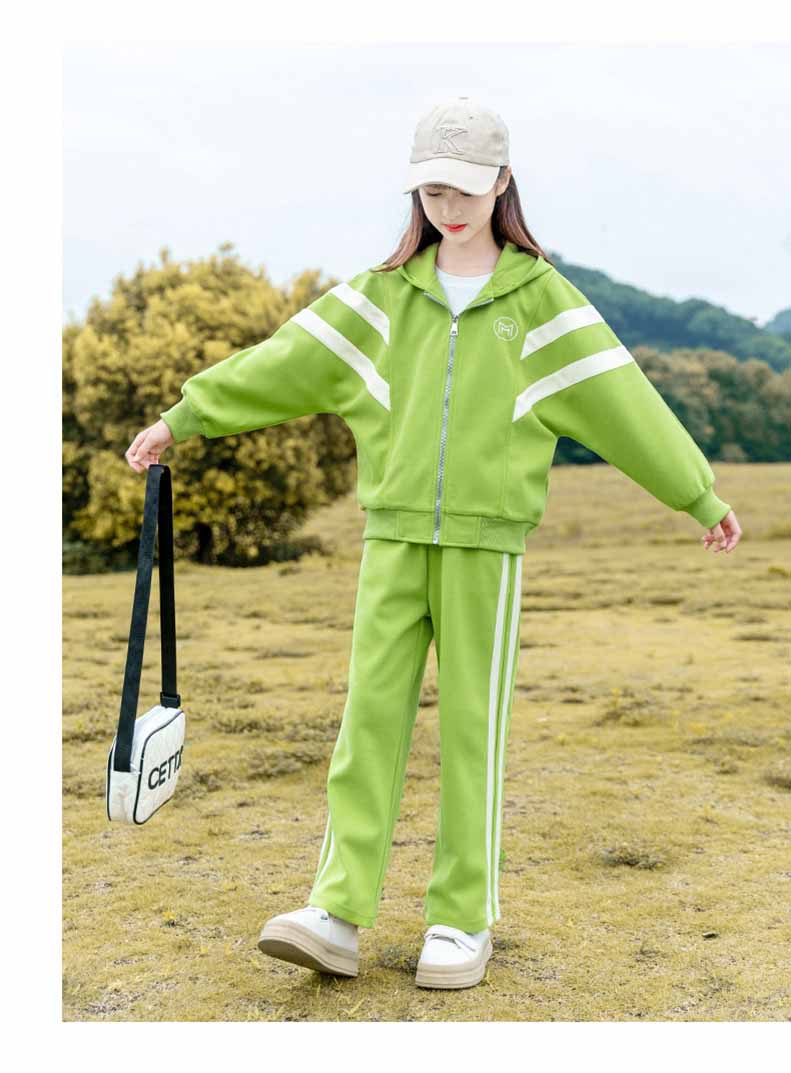 ジャージ 上下 子供服女の子 送料無料 スポーツウェアユニセックス セットアップ ランニングウェア トレーニングウェア イベント ユニフォーム 学園祭 文化祭 