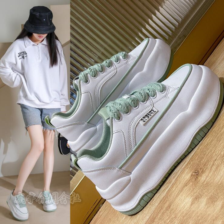 厚底スニーカー レディース ローカットスニーカー スポーツ厚底5.5CM 身長アップ 美脚 歩きやすい 靴 軽量 通勤 疲れない おしゃれ 通学 